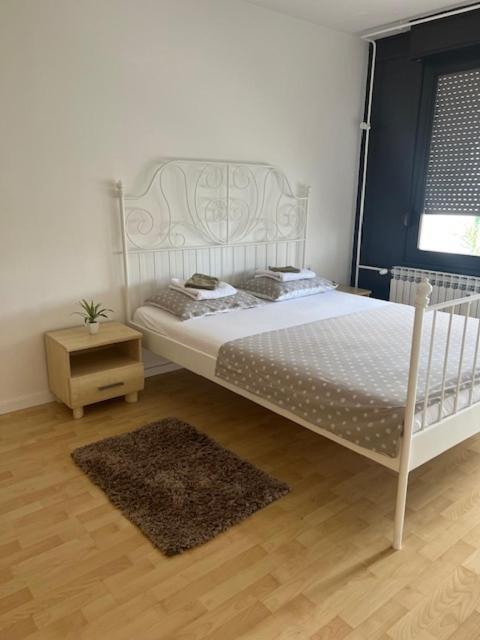 Rocco Apartment-Free Parking&Wifi 萨格勒布 外观 照片